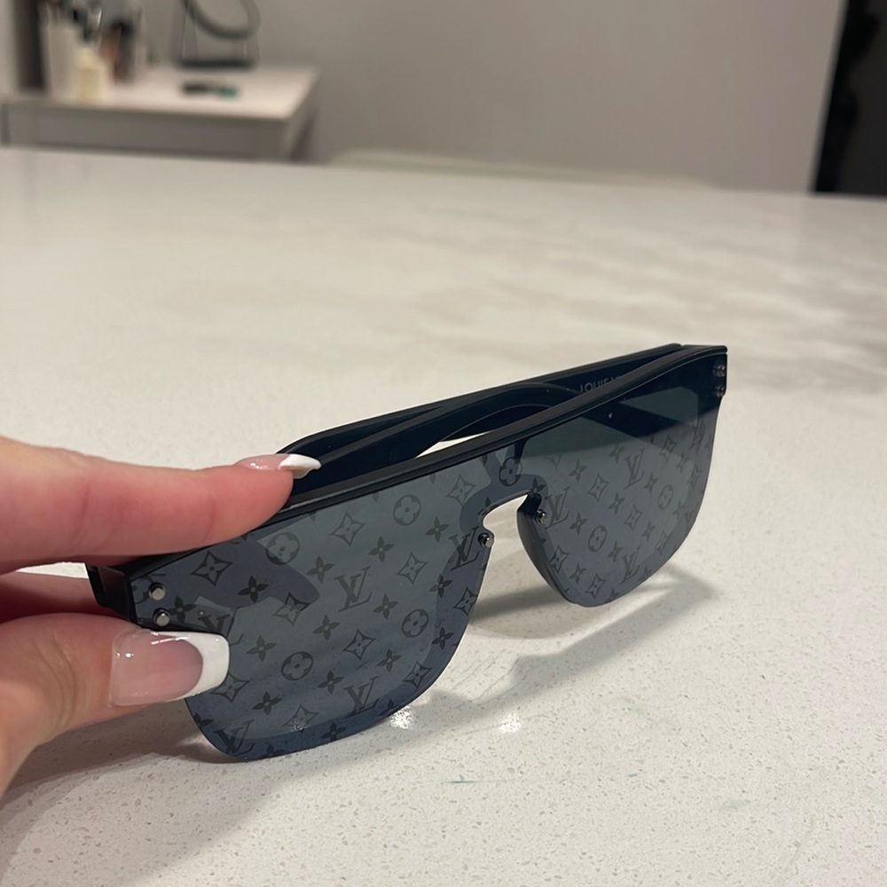 Used LV reflection sunglasses